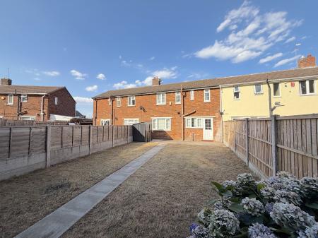 3 bedroom Terraced House for sale in Bells Moor Road, West Bromwich, B70
