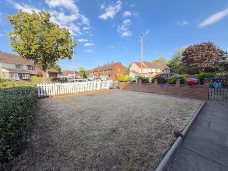 3 bedroom Terraced House for sale in Bells Moor Road, West Bromwich, B70