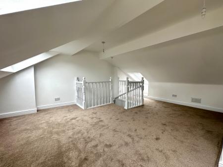 4 bedroom End of terrace house for sale in Vicarage Road, Sandwell, Wednesbury, WS10