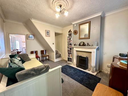 2 bedroom Terraced House for sale in Vicarage Road, Wednesbury, Wednesbury, WS10