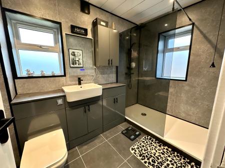 3 bedroom End of terrace house for sale in Hartland Road, West Bromwich, B71