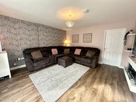 3 bedroom End of terrace house for sale in Hartland Road, West Bromwich, B71