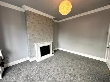 2 bedroom Semi-detached house for sale in Pinfold Street Extension, Darlaston, WS10