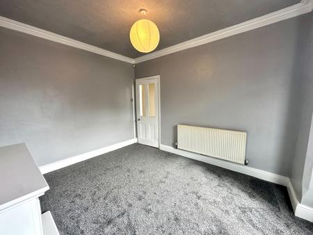 2 bedroom Semi-detached house for sale in Pinfold Street Extension, Darlaston, WS10