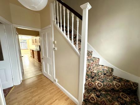 2 bedroom Semi-detached house for sale in Pinfold Street Extension, Darlaston, WS10