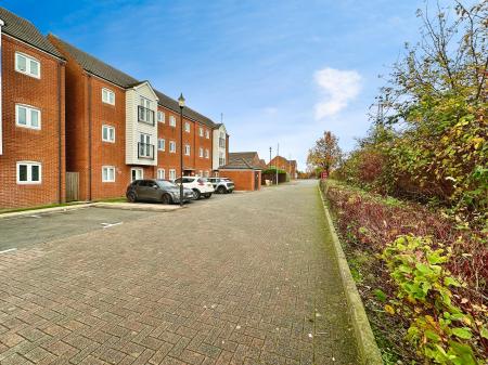 2 bedroom Apartment for sale in Tame Crossing, Wednesbury, Wednesbury, WS10