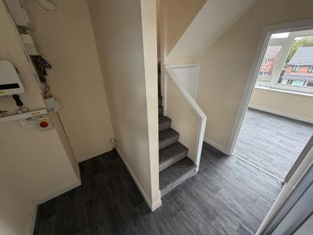 2 bedroom Flat to let in Hanover Road, Rowley Regis, B65