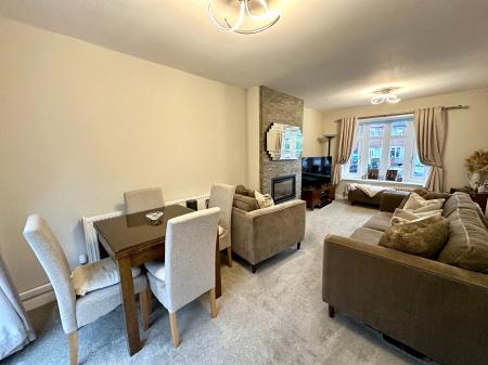 2 bedroom Semi-detached house for sale in Kent Road, Wednesbury, Wednesbury, WS10