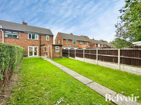 2 bedroom Semi-detached house for sale in Kent Road, Wednesbury, Wednesbury, WS10