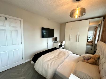 2 bedroom Semi-detached house for sale in Kent Road, Wednesbury, Wednesbury, WS10