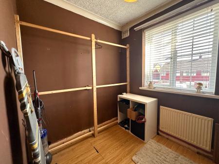 3 bedroom Semi-detached house for sale in Mounts Road, Wednesbury, Wednesbury, WS10
