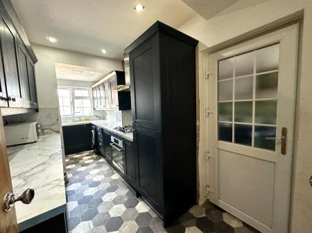 3 bedroom Semi-detached house for sale in Mounts Road, Wednesbury, Wednesbury, WS10