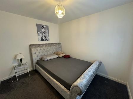 3 bedroom Terraced House to let in Centenary Lane, Wednesbury, WS10