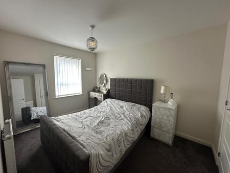 3 bedroom Terraced House to let in Centenary Lane, Wednesbury, WS10
