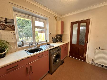 3 bedroom Semi-detached house for sale in Dial Lane, West Bromwich, B70
