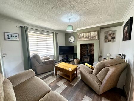3 bedroom Semi-detached house for sale in Dial Lane, West Bromwich, B70