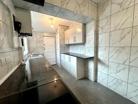 2 bedroom Terraced House to let in Addenbrooke Street, Wednesbury, WS10