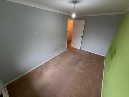 2 bedroom Flat to let in Church Hill Court, Wednesbury, WS10