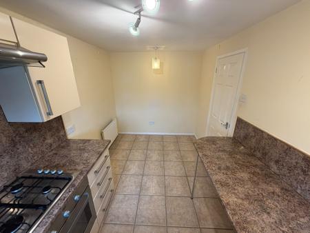 2 bedroom Flat to let in Church Hill Court, Wednesbury, WS10