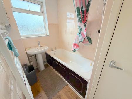 3 bedroom Semi-detached house for sale in Francis Ward Close, West Bromwich, Wednesbury, B71