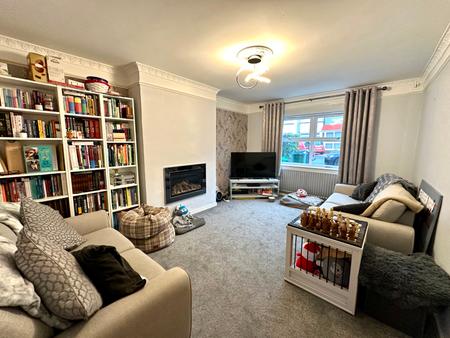 3 bedroom Semi-detached house for sale in Darby Road, Wednesbury, Wednesbury, WS10