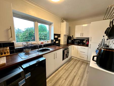 3 bedroom Semi-detached house for sale in Darby Road, Wednesbury, Wednesbury, WS10
