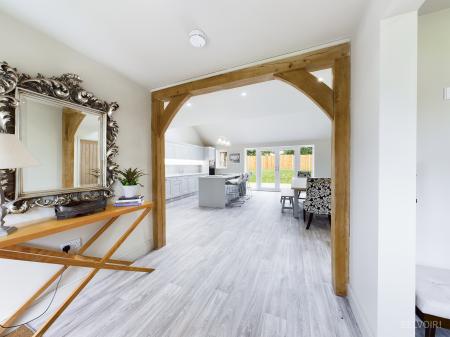 4 bedroom Detached house to let in Chequers Lane, Saham Toney, IP25