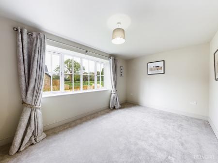 4 bedroom Detached house to let in Chequers Lane, Saham Toney, IP25
