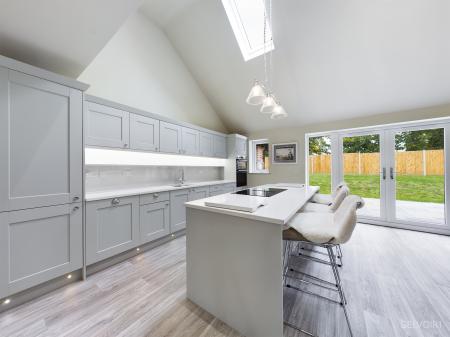 4 bedroom Detached house to let in Chequers Lane, Saham Toney, IP25