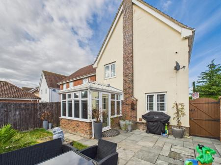3 bedroom Detached house for sale in Field Maple Road, Watton, IP25