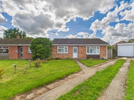 2 bedroom Bungalow for sale in Lewis Close, Ashill, IP25