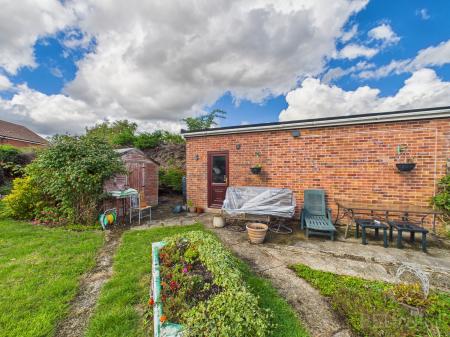 2 bedroom Bungalow for sale in Lewis Close, Ashill, IP25
