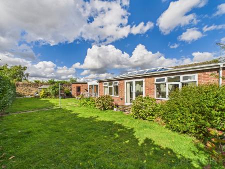 2 bedroom Bungalow for sale in Lewis Close, Ashill, IP25