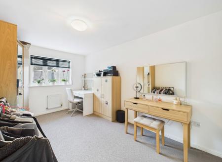 3 bedroom End of terrace house for sale in Fortress Road, Carbrooke, IP25