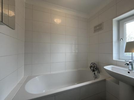 3 bedroom Terraced House to let in Hendon Avenue, Watton, IP25