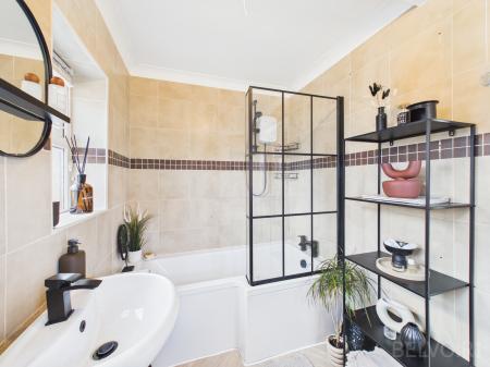 3 bedroom Semi-detached house for sale in Mill Road, Watton, IP25