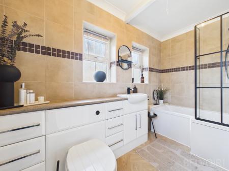 3 bedroom Semi-detached house for sale in Mill Road, Watton, IP25