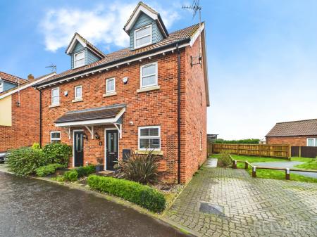 Finch Drive, Watton, IP25