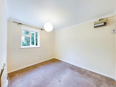 1 bedroom Flat to let in Rectory Gardens, Hingham, NR9