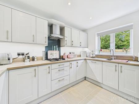 3 bedroom Bungalow for sale in Garner Close, Carbrooke, IP25