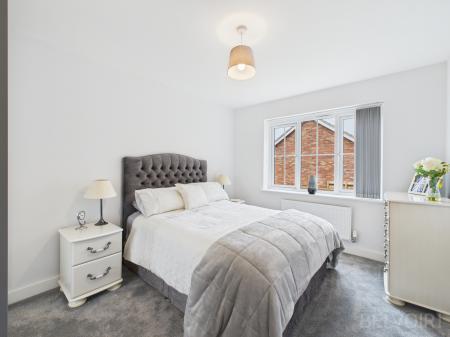 3 bedroom Bungalow for sale in Garner Close, Carbrooke, IP25