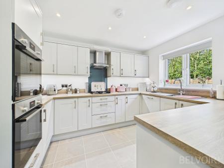 3 bedroom Bungalow for sale in Garner Close, Carbrooke, IP25