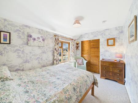 2 bedroom Semi-detached house to let in Cley Lane, Saham Toney, IP25