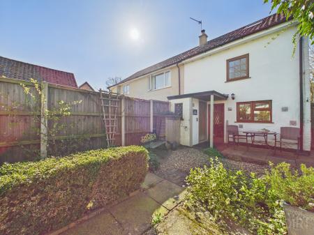 2 bedroom Semi-detached house to let in Cley Lane, Saham Toney, IP25