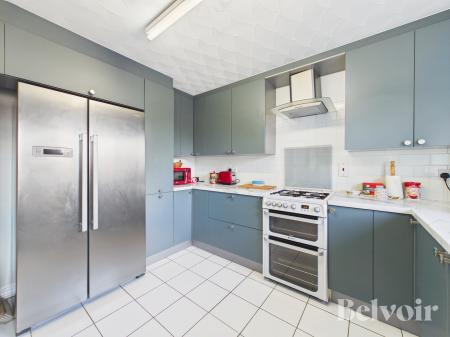 2 bedroom Bungalow for sale in Woodpecker Drive, Watton, IP25