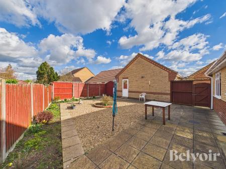 2 bedroom Bungalow for sale in Woodpecker Drive, Watton, IP25