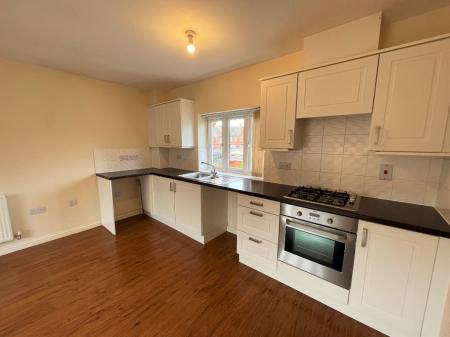 2 bedroom Maisonette to let in Wellington Road, Carbrooke, IP25