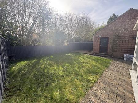 2 bedroom Bungalow to let in Henrys Court, Watton, IP25
