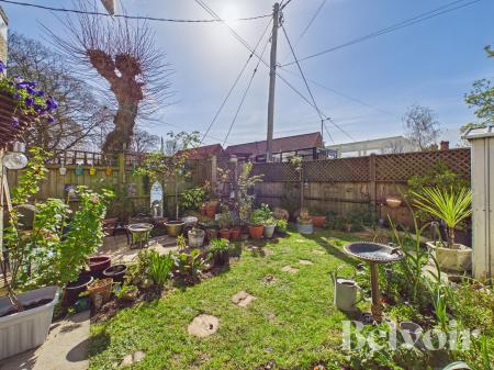 2 bedroom Detached house for sale in Dereham Road, Watton, IP25