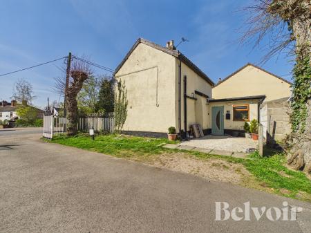 2 bedroom Detached house for sale in Dereham Road, Watton, IP25